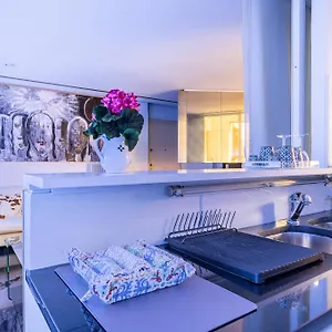 Luxury 2 Min Dal Politeama Palermo